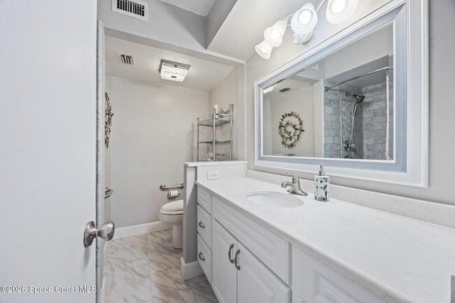 Building Photo - 7050 US-1