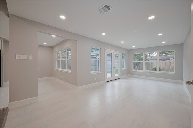 Building Photo - 8314 Burning Hills Dr