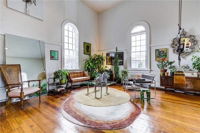 Building Photo - 4 Pallas St