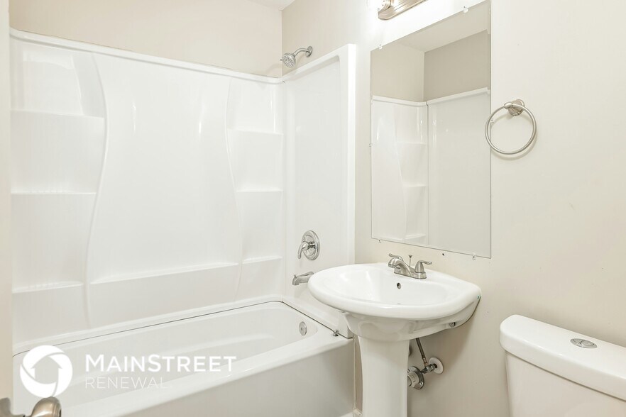 Building Photo - 1039 Verdi Way