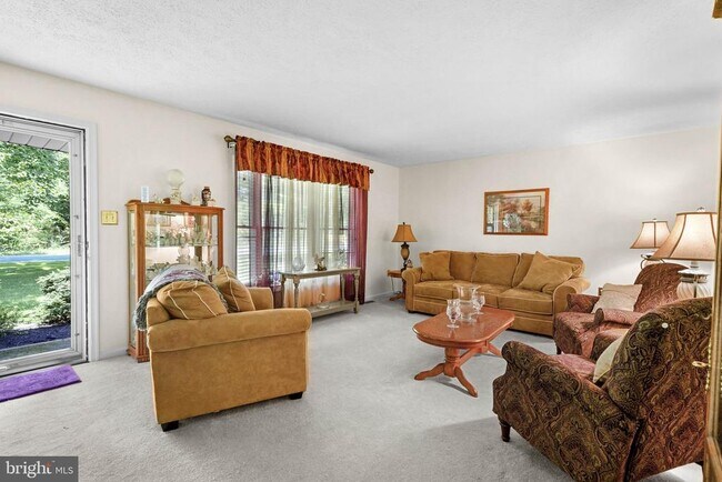 Building Photo - 4949 Idlewilde Rd