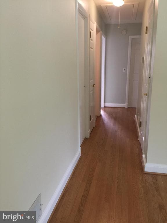 Building Photo - 10707 Glenhaven Dr