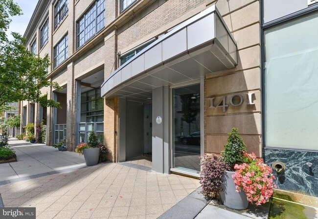 Building Photo - 1401 Church St NW