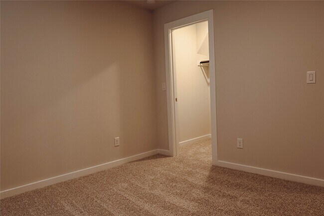 Building Photo - 8486 Sweet Cherry Ln