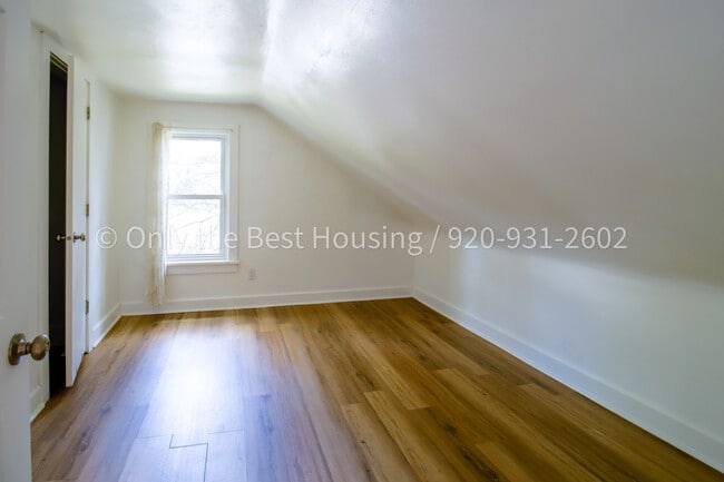 Building Photo - 919 Wright St