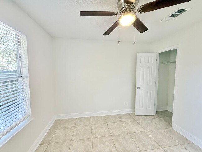 Building Photo - 4219 Crosswinds Drive