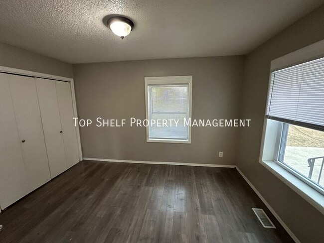 Building Photo - 3114 4th St