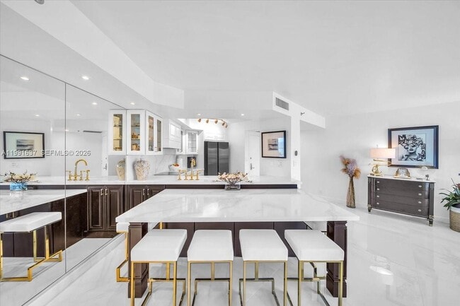 Building Photo - 6767 Collins Ave