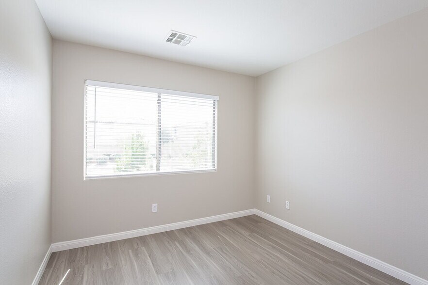 Building Photo - 8273 Harvest Spring Pl