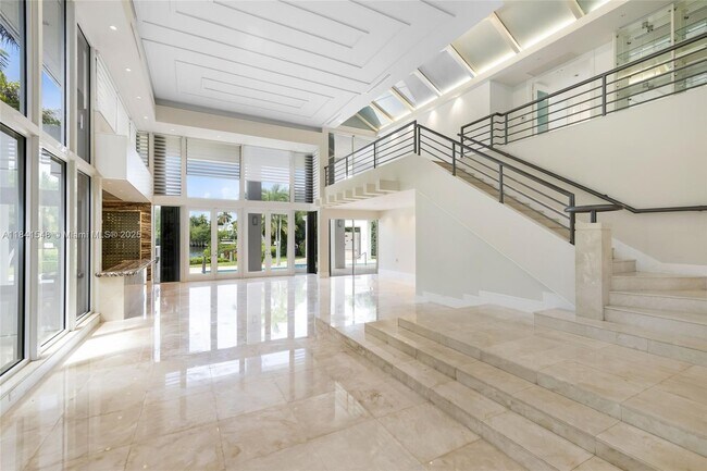 Building Photo - 128 Orquidea Ave