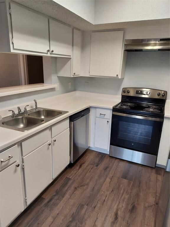 Building Photo - 10855 Meadowglen Ln