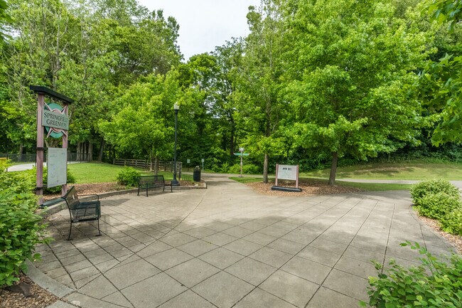 Building Photo - 305 Connell St