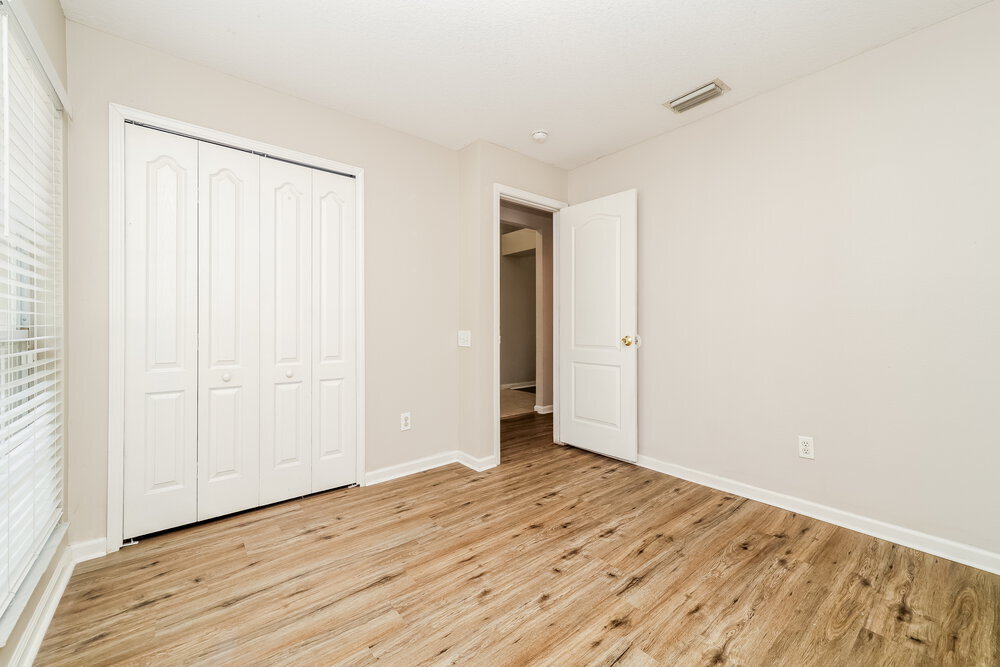 Building Photo - 10422 Hunters Haven Blvd