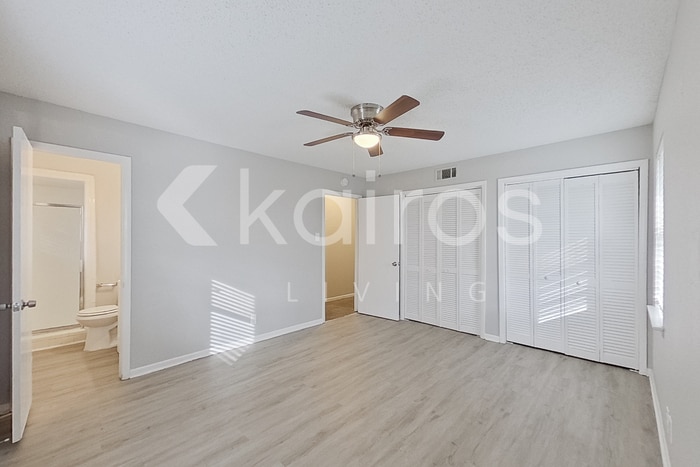 Building Photo - 738 Willowood Ln