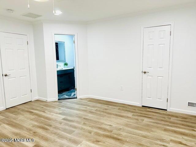 Building Photo - 16 Gerard Pl