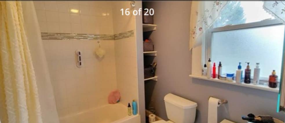 Primary Photo - 24 Oakwood Ave