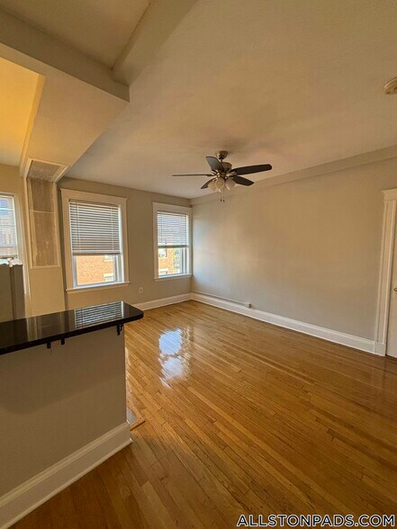 Building Photo - 1185 Commonwealth Ave