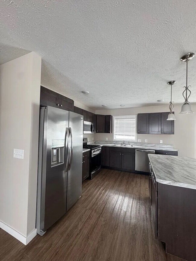 Building Photo - Available Now! Beautiful Traverse City Home for Rent! $3,100/Month