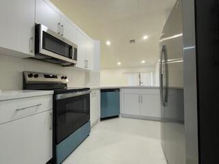Building Photo - 1630 Zenith Way