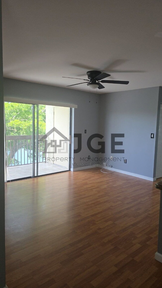 Building Photo - 475 NW 210th St