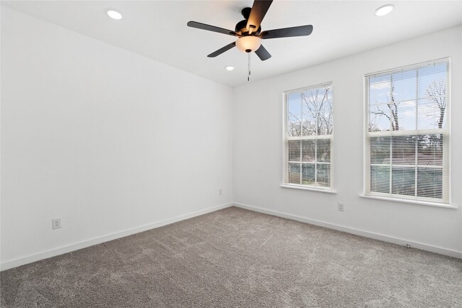 Building Photo - 8001 Talton St