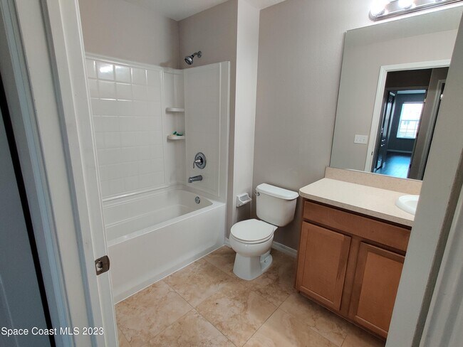 Building Photo - 2910 Rodrick Cir