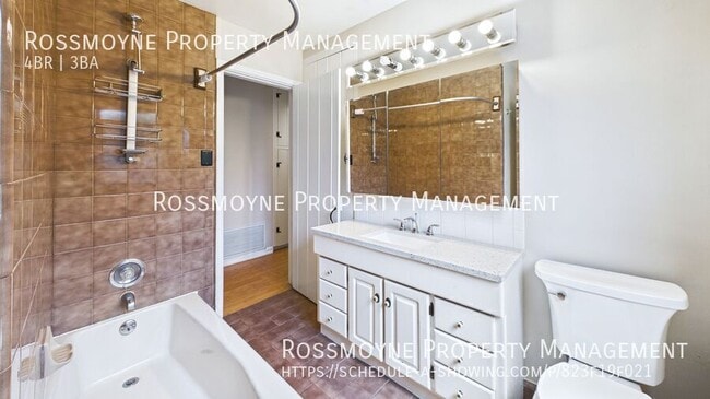 Building Photo - 4740 Camellia Ave