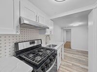 Building Photo - 375-379 Haverhill St