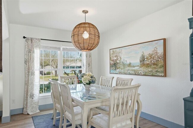 Building Photo - 759 Lantana Ave