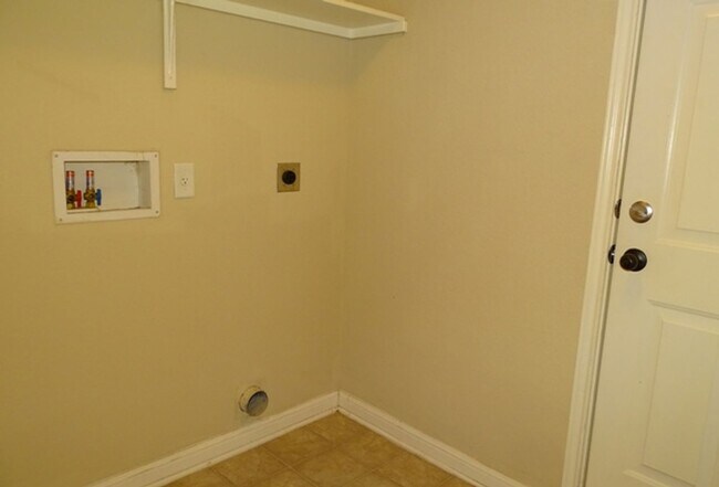 Building Photo - 3317 Orth Ave