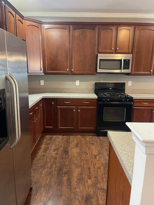 Building Photo - Middletown -  Willow Grove Mill