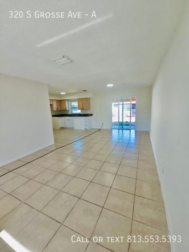 Building Photo - 320 S Grosse Ave