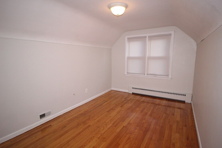 Building Photo - 21738 Tuscany Ave
