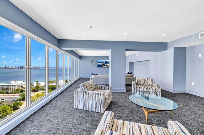 Building Photo - 11 Island Ave