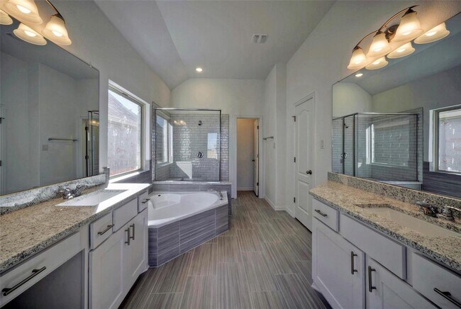 Building Photo - 2428 Demorse Dr