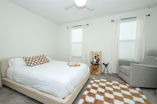 Building Photo - 12003 Theme Alley