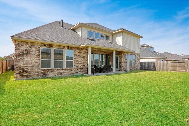 Building Photo - 1815 Carriage Oaks Ln