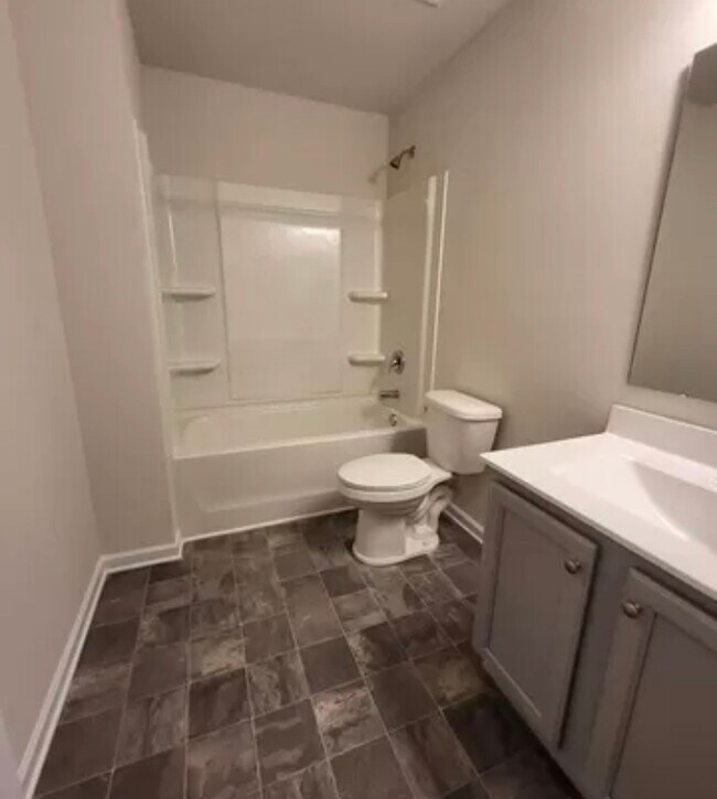 Building Photo - 4031 Penwood Pl