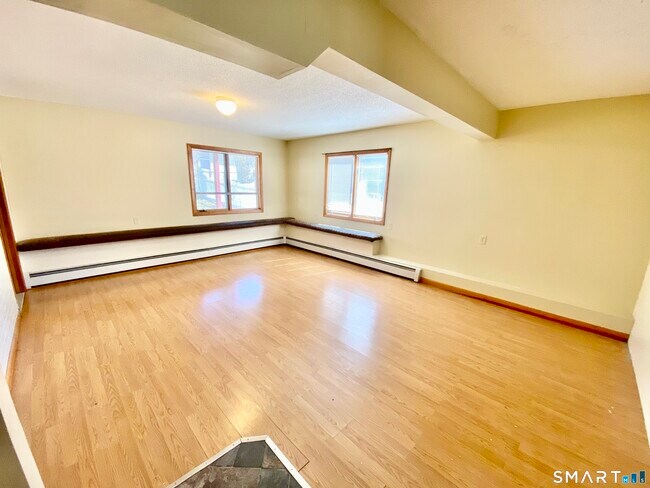 Building Photo - 1232 Trout Brook Dr