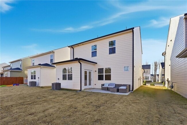 Building Photo - 265 Lauritsen Way