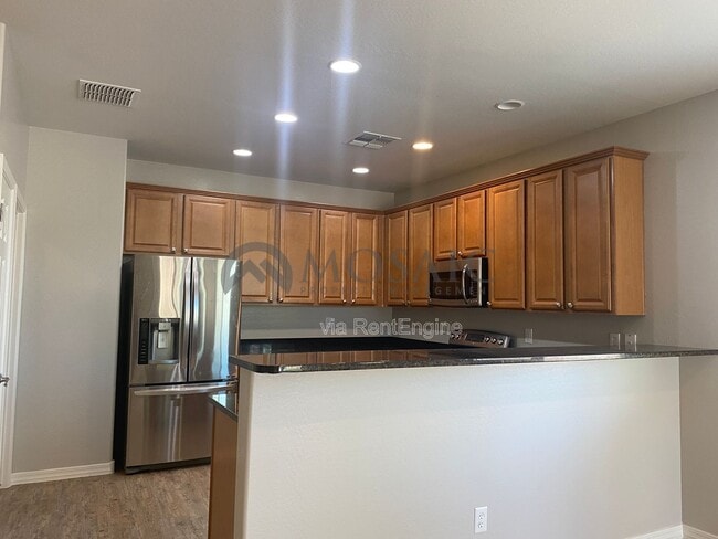 Building Photo - 11158 East Sebring Avenue