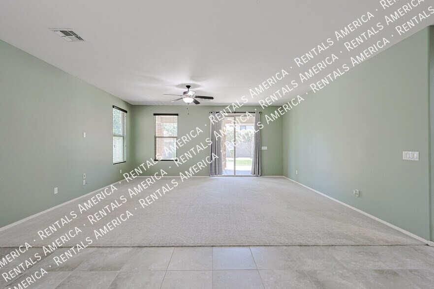 Building Photo - 15611 W Westview Dr