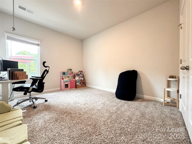 Building Photo - 940 Rachel Anne Dr