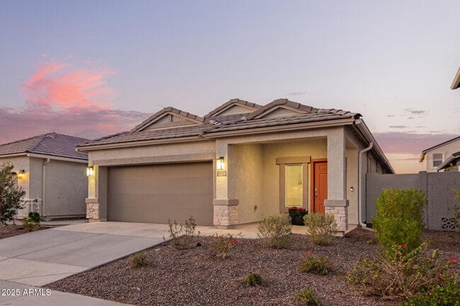 Building Photo - 3274 W Stradling Ave