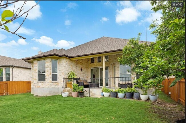 Building Photo - 4208 Bonanza Dr