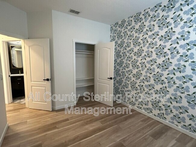 Building Photo - 184 Birchmont Dr