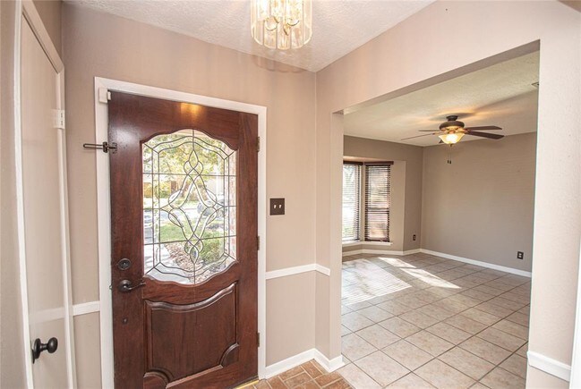 Building Photo - 27249 Kane Ln