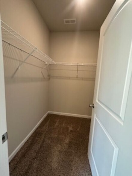 Building Photo - 120 Mary Caudle Way