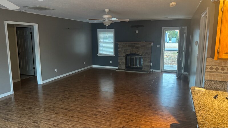 Building Photo - 6001 Tabiatha Ln