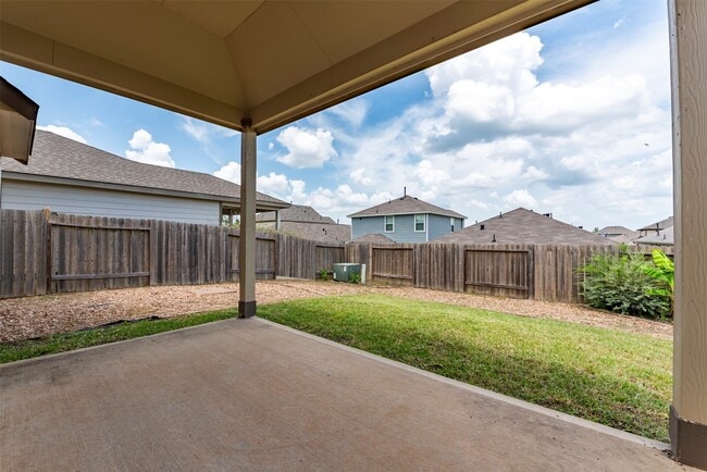 Building Photo - 40828 Mostyn Hill Dr